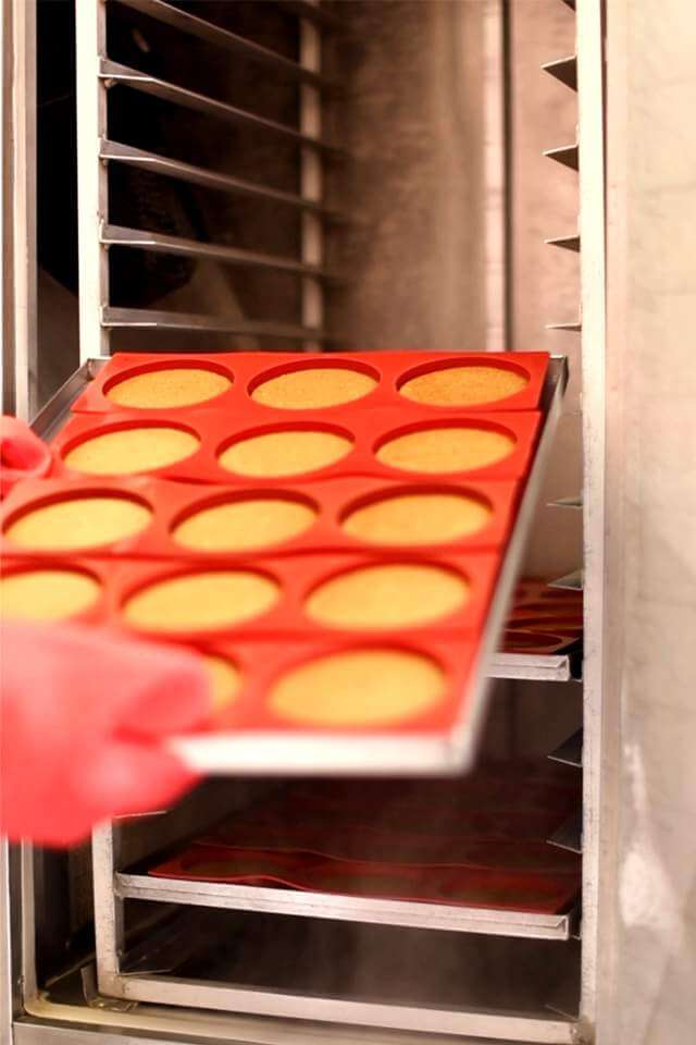 Foto da produção de snacks saudáveis da WUP Food